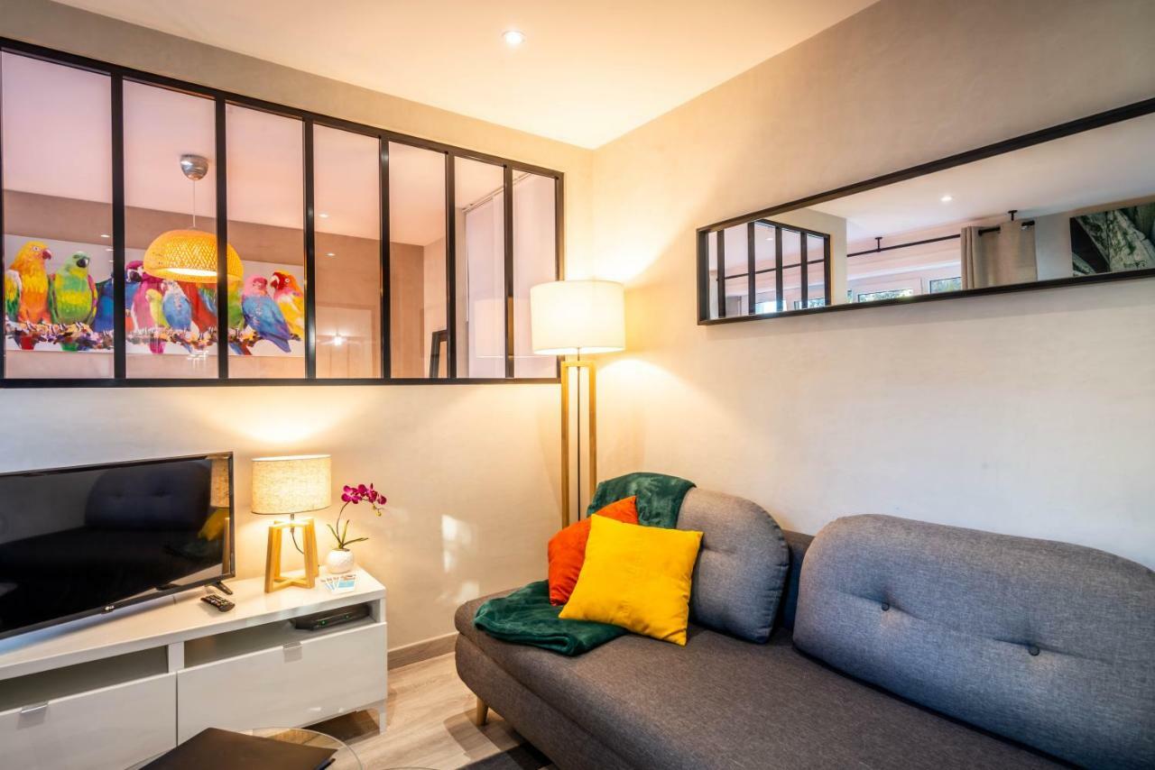 Le Chatelet- Parking Gratuit - Cosy Et Design - A 10 Mn De Geneve Annemasse Dış mekan fotoğraf