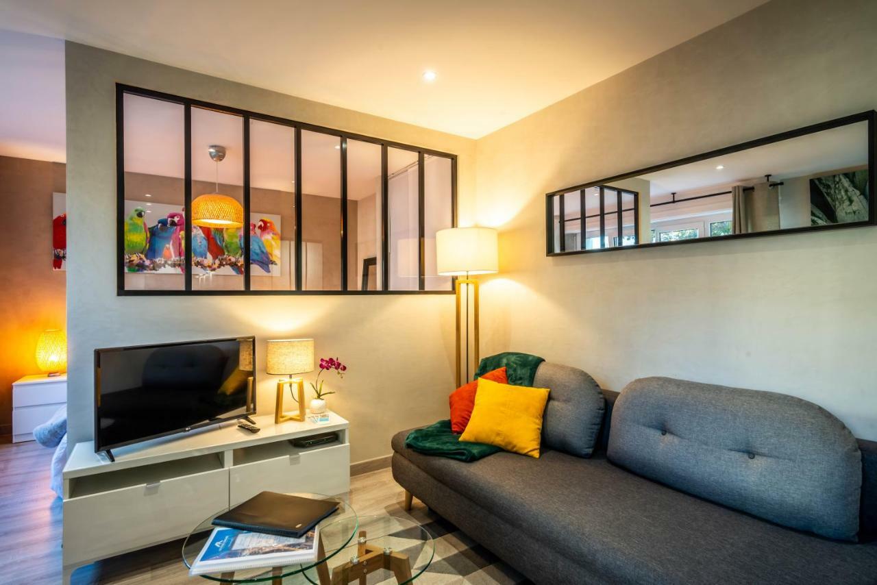 Le Chatelet- Parking Gratuit - Cosy Et Design - A 10 Mn De Geneve Annemasse Dış mekan fotoğraf